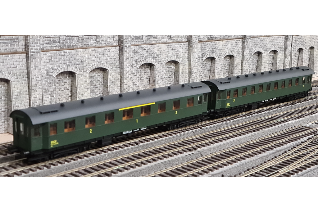 Passenger Coaches SNCF　4両セット Märklin 43230 Gauge H0 3-piece passenger car set of the SNCF